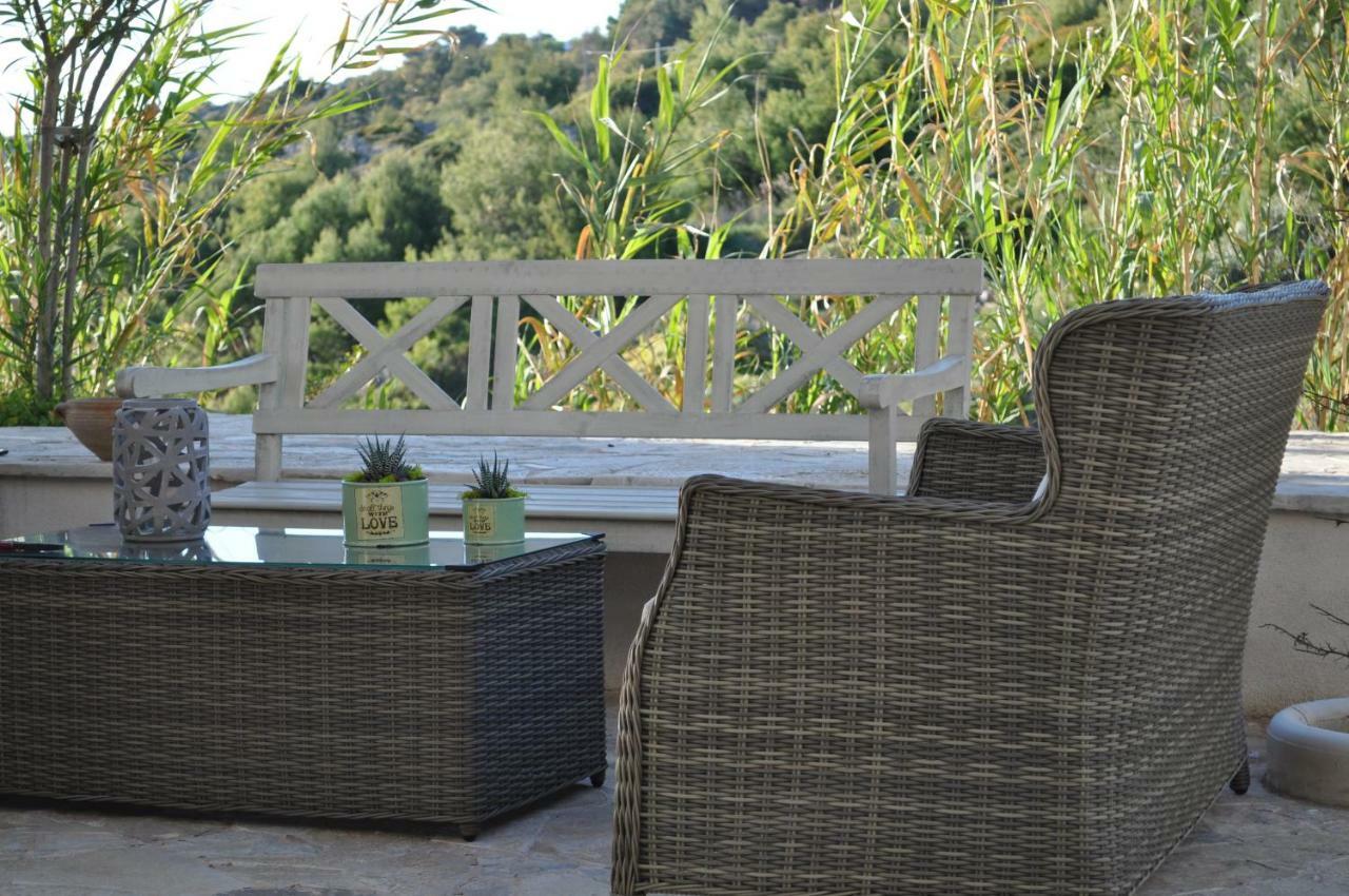 B&B Viadelmare Patu Ngoại thất bức ảnh